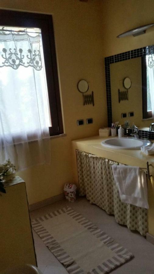 B&B Campovolo モンツァンバーノ エクステリア 写真